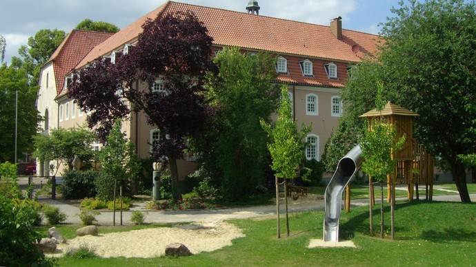Ehemaliges Franziskanerkloster St. Katharina. Foto: Maria-Luise Brockschnieder. Ehemaliges Franziskanerkloster St. Katharina. Foto: Maria-Luise Brockschnieder.