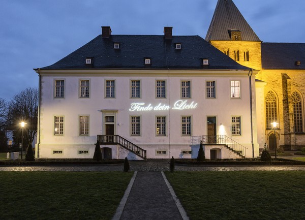 „finde dein Licht“ in Liesborn. © Museum Abtei Liesborn des Kreises Warendorf.