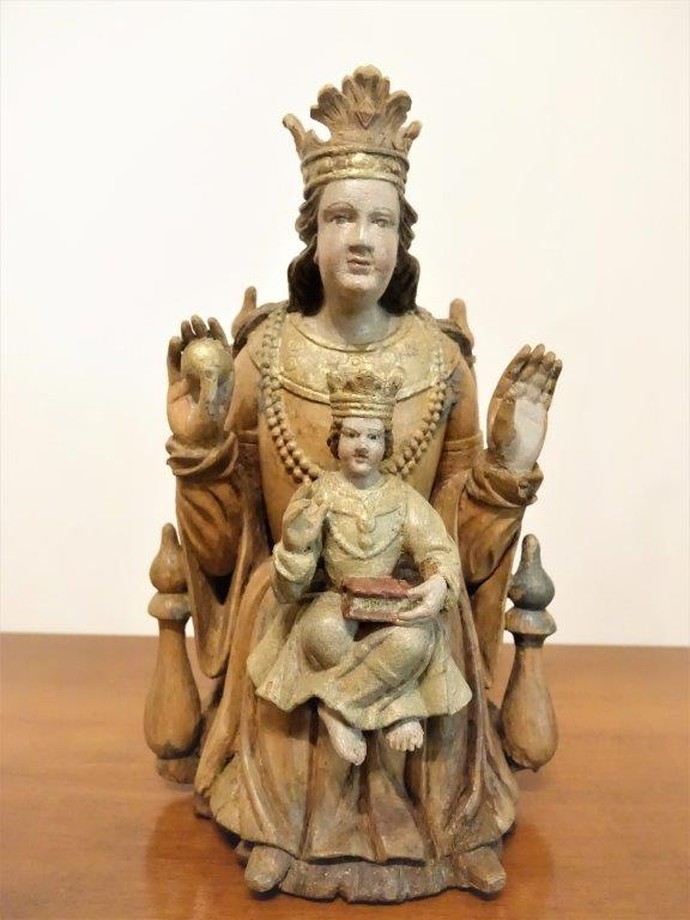 Marienbildnis mit Jesuskind. Foto: Franz-Josef Huss.
