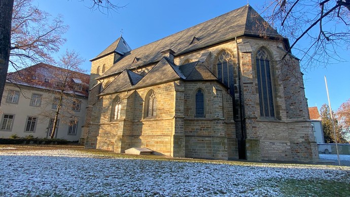 Ostansicht der Pfarrkirche St. Martinus am ehemaligen Kloster Benninghausen. Foto: Sebastian Neuhaus. Ostansicht der Pfarrkirche St. Martinus am ehemaligen Kloster Benninghausen. Foto: Sebastian Neuhaus.