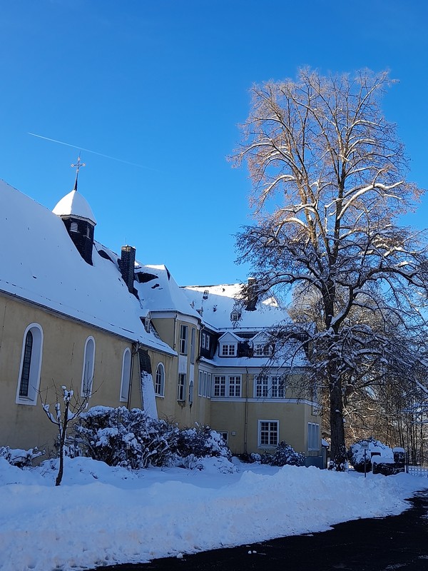 Stift Keppel im Winter. Foto: Frank Gahlmann.